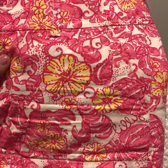 Shorts - Picture 3 of 3